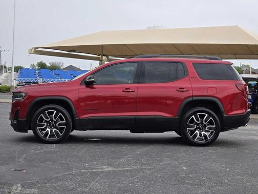 2021 GMC Acadia SLT