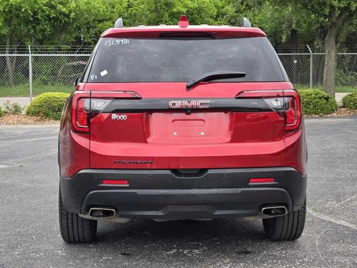 2021 GMC Acadia SLT