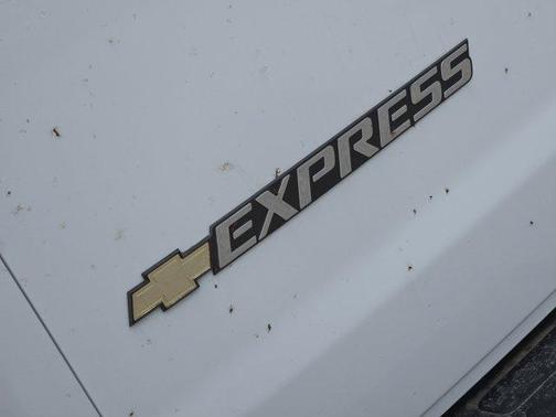 2025 Chevrolet Express 2500 Work Van