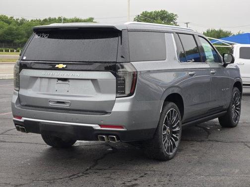 Sterling Gray Metallic 2026 Chevrolet Suburban High Country