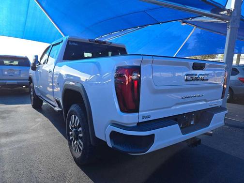 2025 GMC Sierra 2500 Denali Ultimate