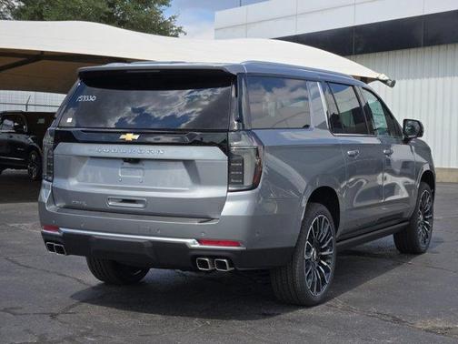 2025 Chevrolet Suburban High Country