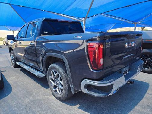 Titanium Rush Metallic 2022 GMC Sierra 1500 SLT