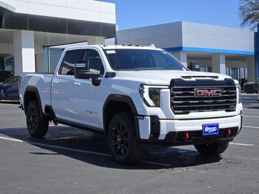 2025 GMC Sierra 2500 AT4