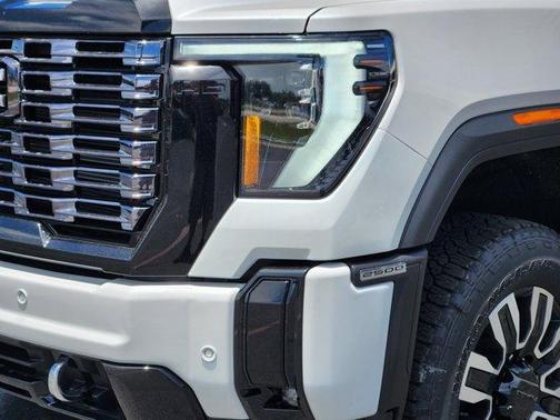 2025 GMC Sierra 2500 Denali Ultimate