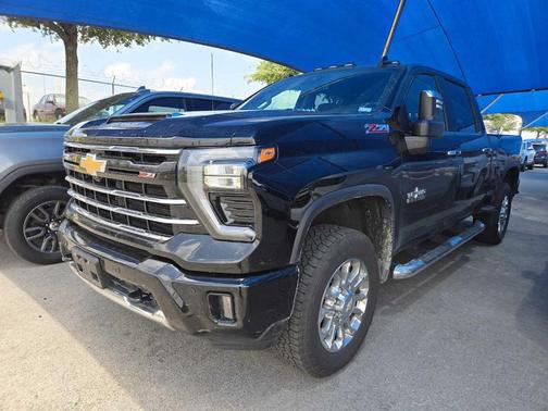 Black 2025 Chevrolet Silverado 2500 LT