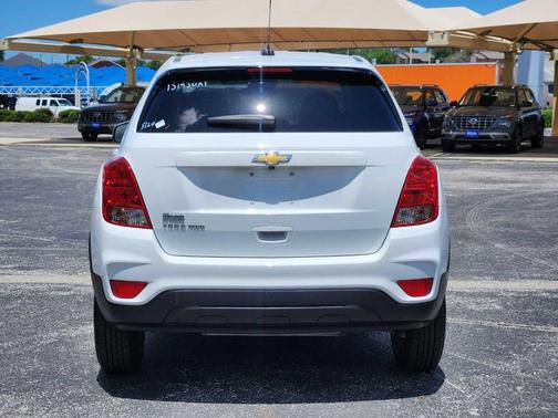 2022 Chevrolet Trax LS