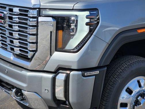 2026 GMC Sierra 3500 Denali