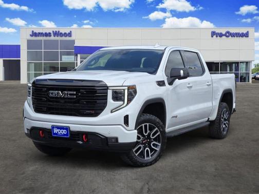 Summit White 2024 GMC Sierra 1500 AT4