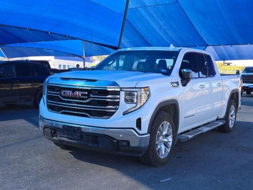 2022 GMC Sierra 1500 SLT