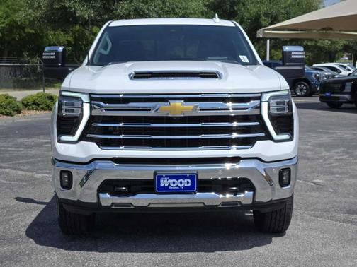 Summit White 2024 Chevrolet Silverado 2500 LTZ
