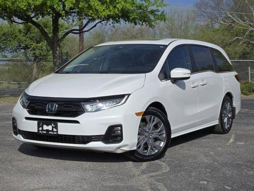 2025 Honda Odyssey Touring