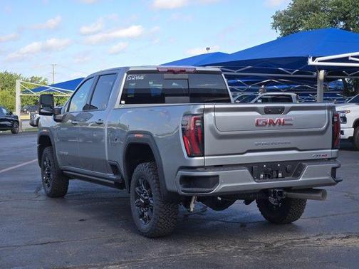 2025 GMC Sierra 2500 AT4