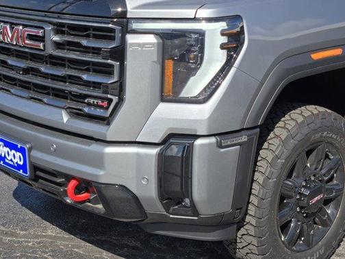 2025 GMC Sierra 2500 AT4