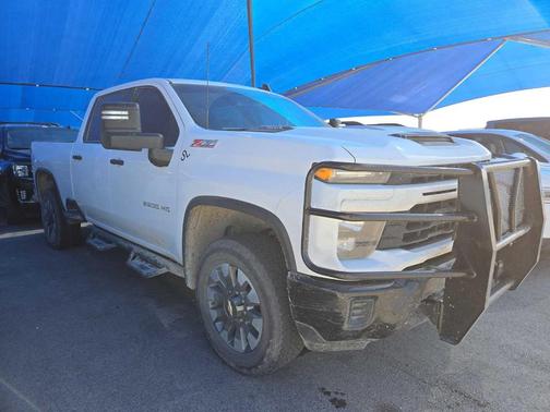 2024 Chevrolet Silverado 2500 Custom