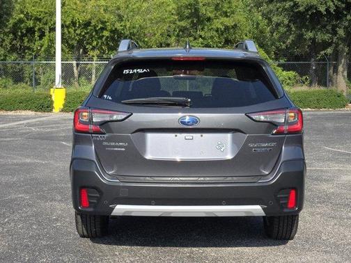 2020 Subaru Outback Touring