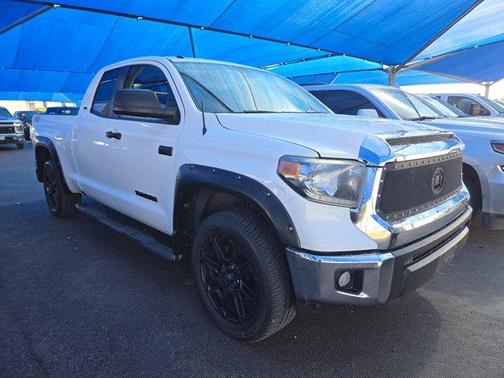 Super White 2019 Toyota Tundra SR5