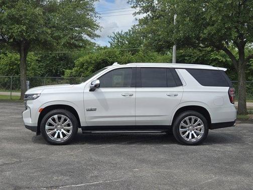 Iridescent Pearl Tricoat 2021 Chevrolet Tahoe Premier