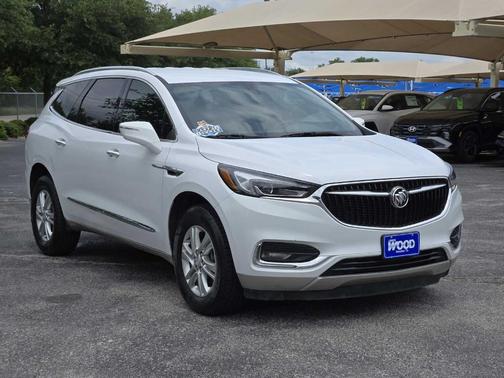 2020 Buick Enclave Essence