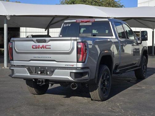 2026 GMC Sierra 2500 AT4