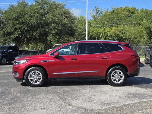 2018 Buick Enclave Essence
