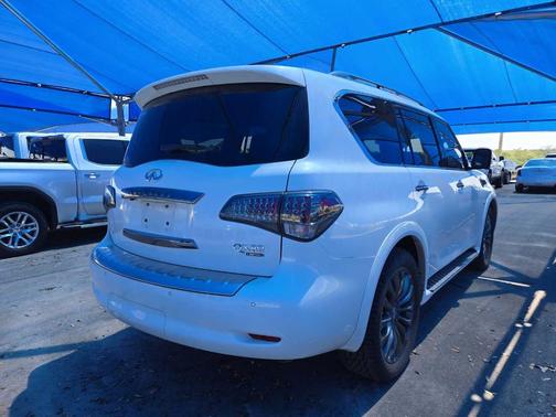 2017 INFINITI QX80 Limited