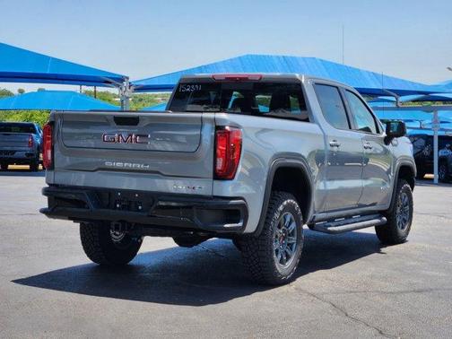 2025 GMC Sierra 1500 AT4X