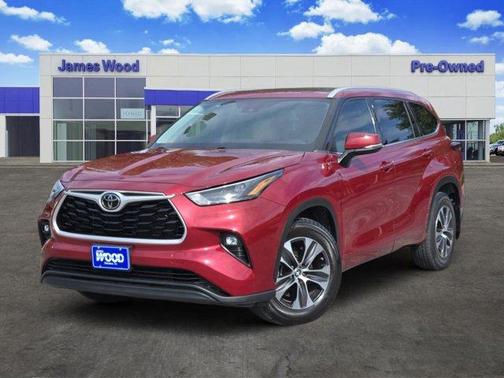 Ruby Flare Pearl 2022 Toyota Highlander XLE