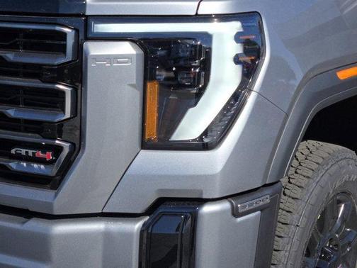 2026 GMC Sierra 3500 AT4