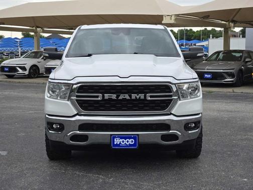 Bright White Clearcoat 2022 RAM 1500 Big Horn