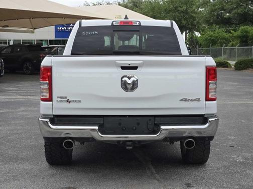 Bright White Clearcoat 2022 RAM 1500 Big Horn