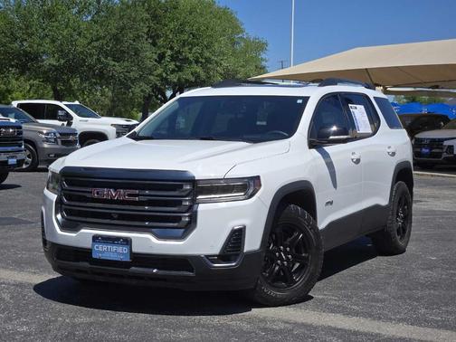 2023 GMC Acadia AT4