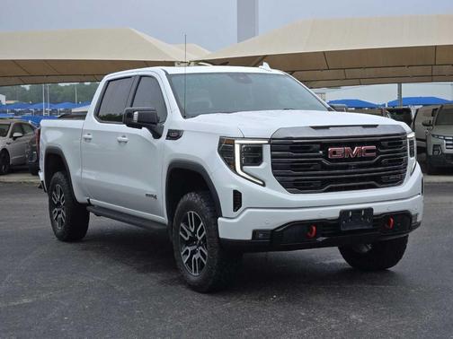 Summit White 2023 GMC Sierra 1500 AT4