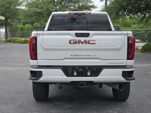 2024 GMC Sierra 2500 Denali