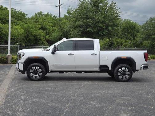 2024 GMC Sierra 2500 Denali