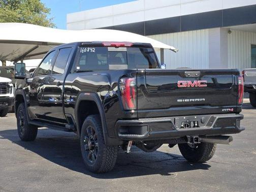 2026 GMC Sierra 2500 AT4