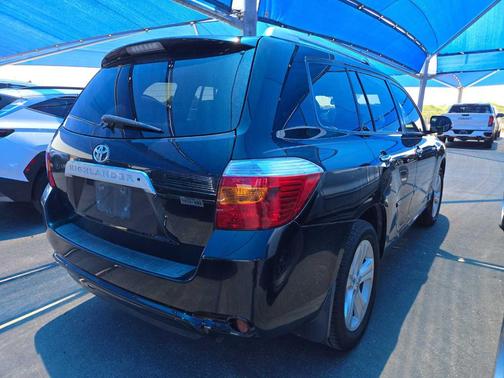 Black 2010 Toyota Highlander Limited