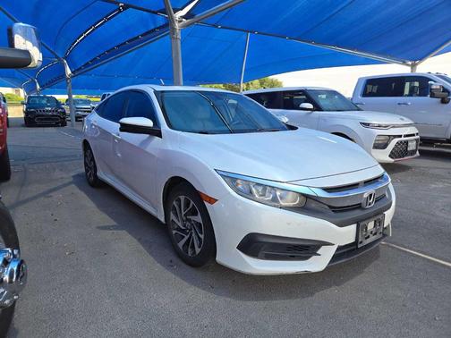 White 2017 Honda Civic EX
