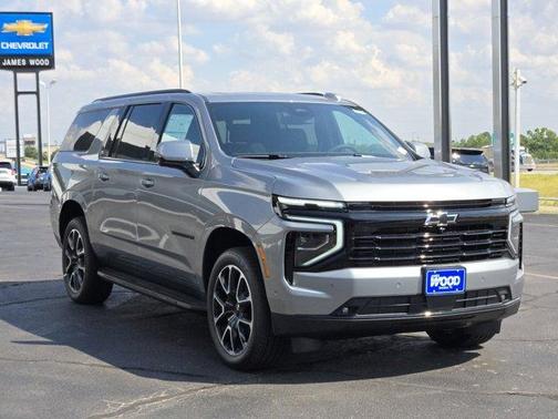 2025 Chevrolet Suburban RST