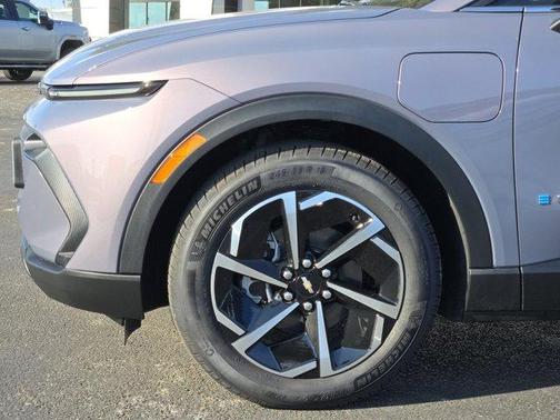 2026 Chevrolet Equinox EV LT 2