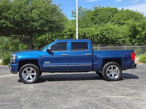 Deep Ocean Blue Metallic 2017 Chevrolet Silverado 1500 High Country
