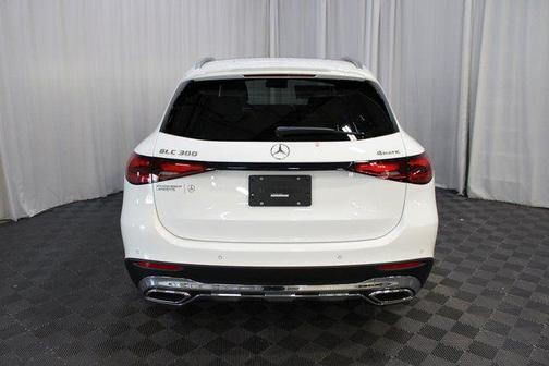 Polar White 2026 Mercedes-Benz GLC 300 4MATIC