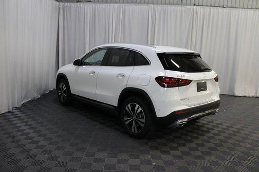 Polar White 2026 Mercedes-Benz GLA 250 4MATIC