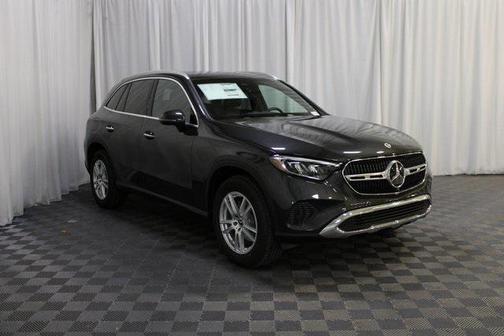 2025 Mercedes-Benz GLC 300 4MATIC