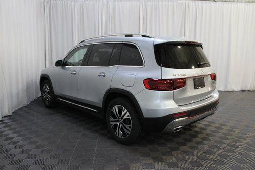 Silver Metallic 2026 Mercedes-Benz GLB 250 4MATIC