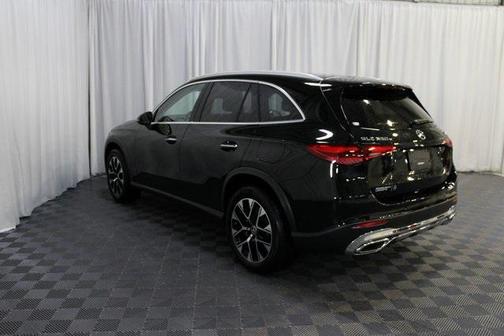 2025 Mercedes-Benz GLC 350e Base