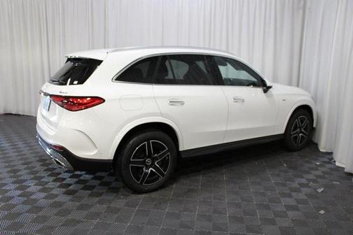 2025 Mercedes-Benz GLC 350e Base