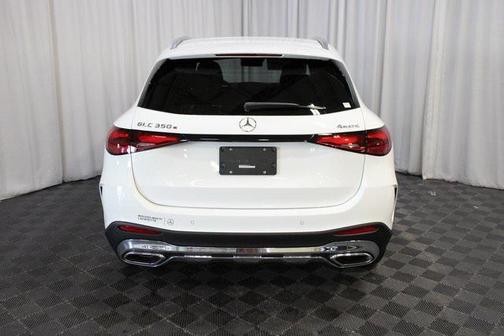 2025 Mercedes-Benz GLC 350e Base