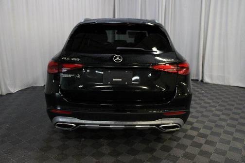 2026 Mercedes-Benz GLC 300 4MATIC
