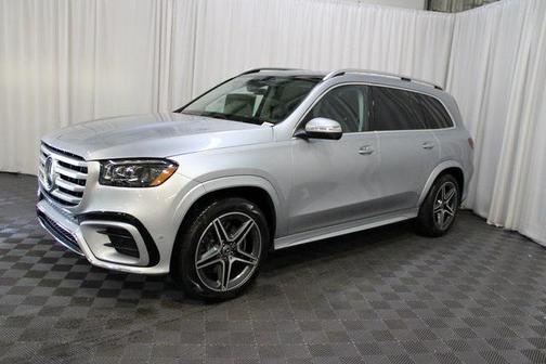 2026 Mercedes-Benz GLS 450 4MATIC
